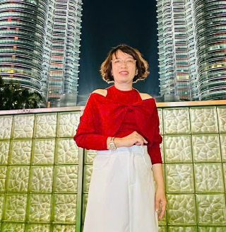 Chị Bích Thuận